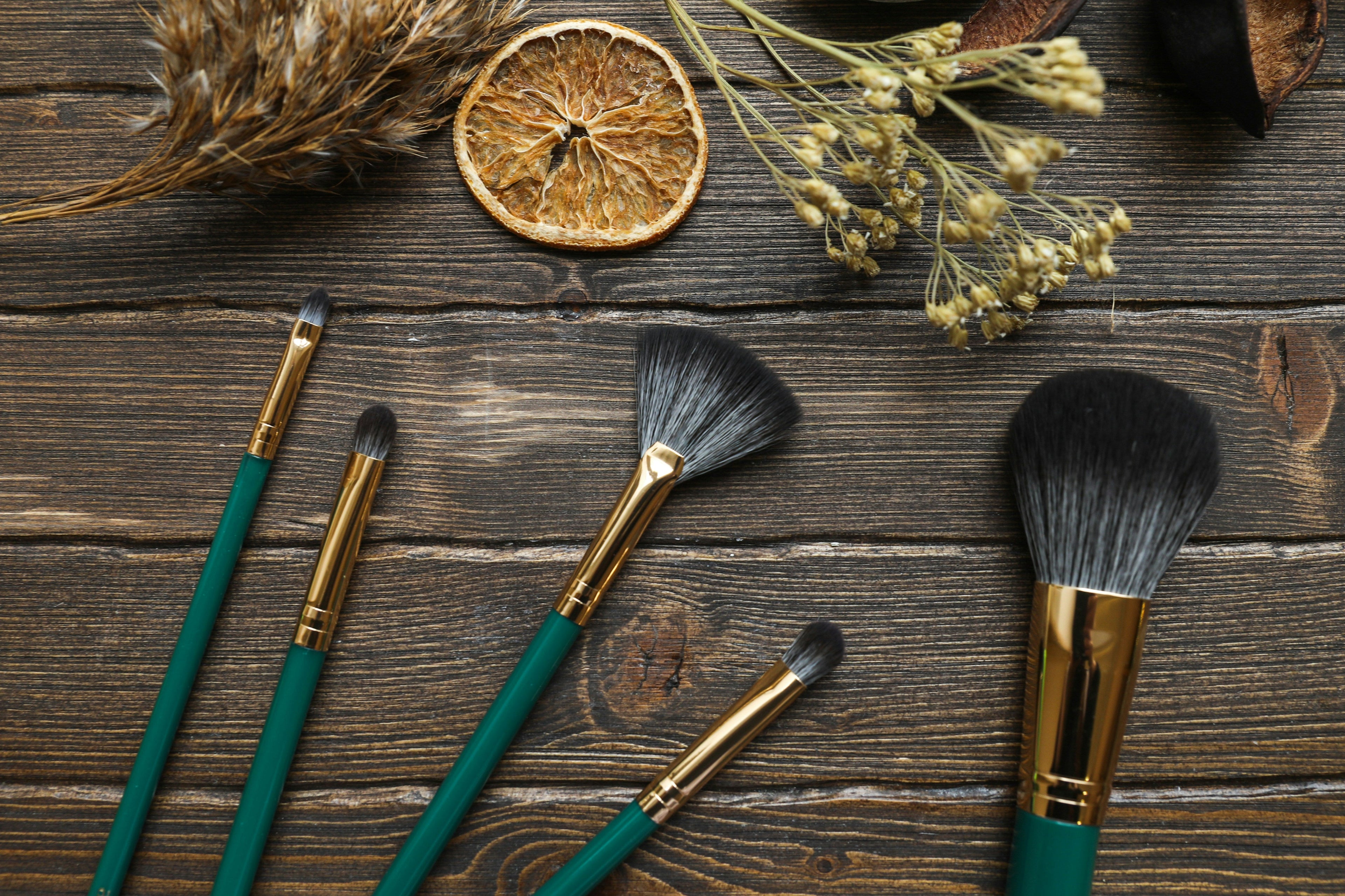 Tools & Brushes